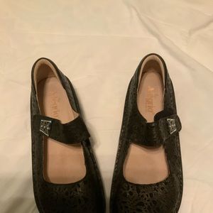 Algeria Mary Jane black shoes